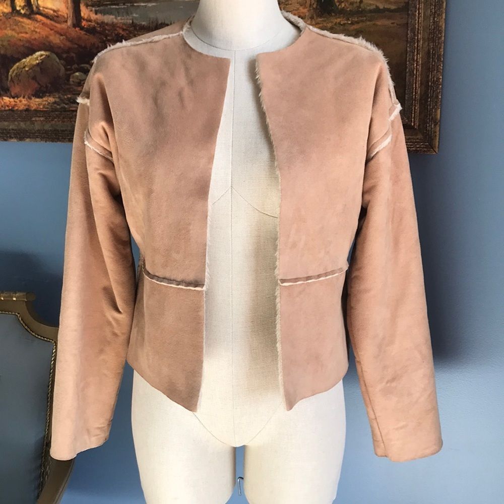 Banana Republic faux tan suede faux sherpa lined open cropped jacket size S